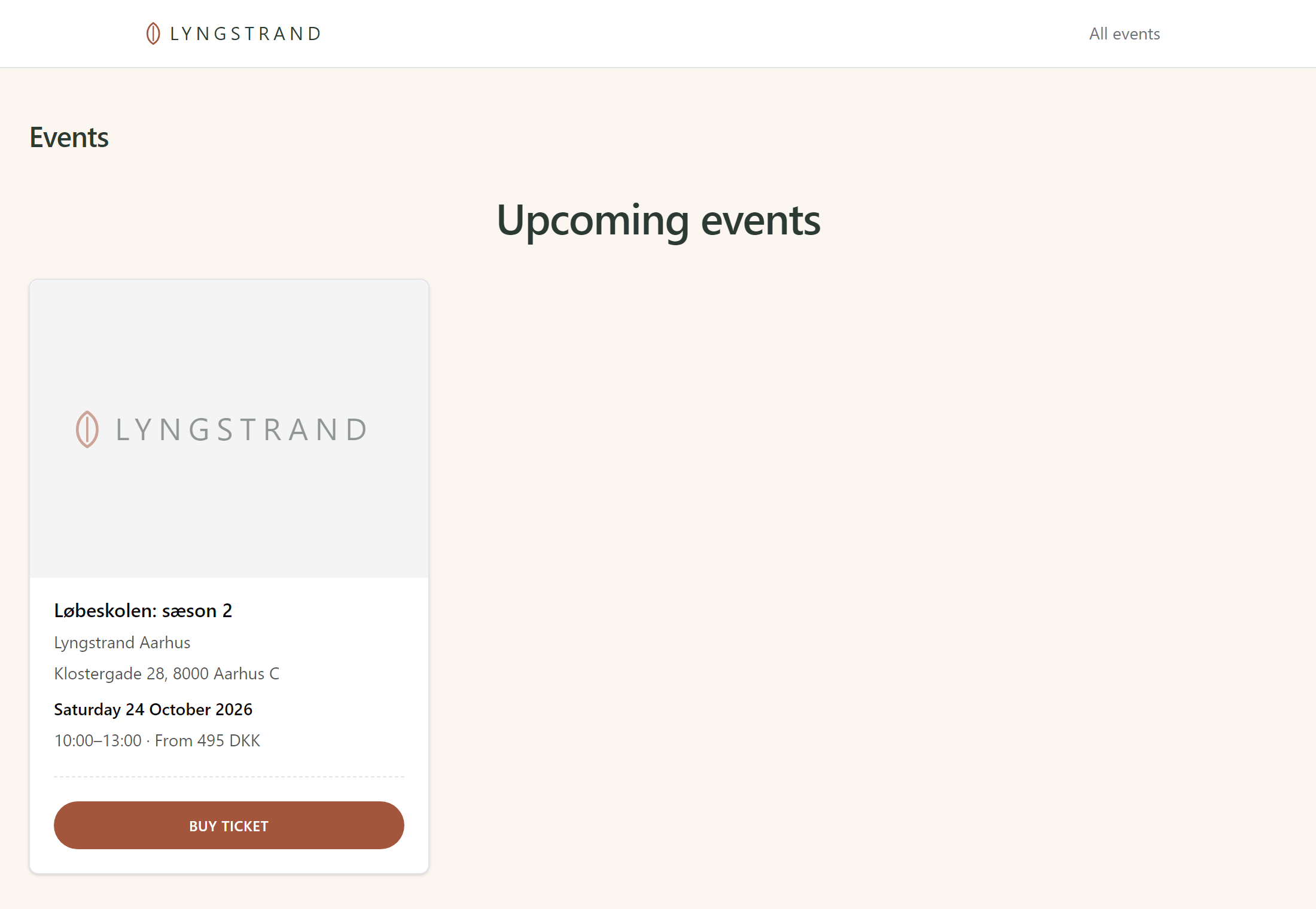 The public events page with an upcoming course, its time and place, and a button to buy a ticket.